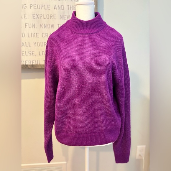 GAP Women’s Vibrant Purple Wool Mock Neck Waffle Knit Sweater size Small - Picture 1 of 9